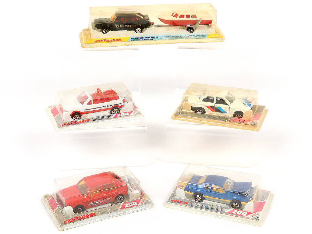 Lot 253 - MAJORETTE (FRANCE) (5)