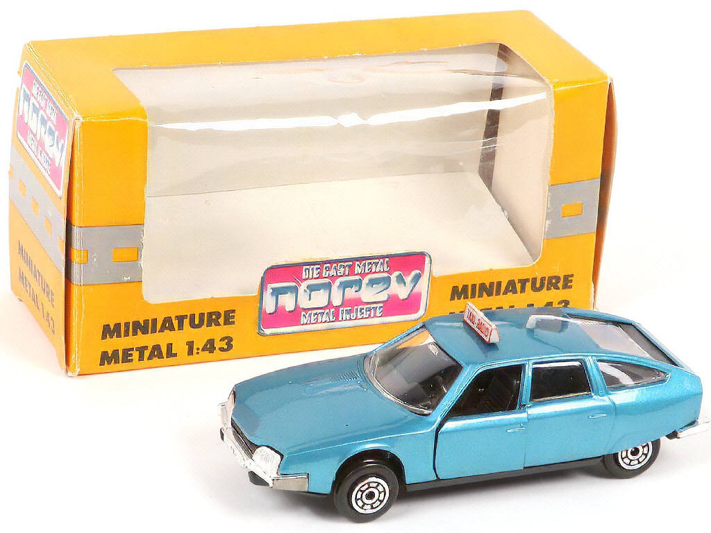 Lot 215 - NOREV - JET CAR (FRANCE) (1)