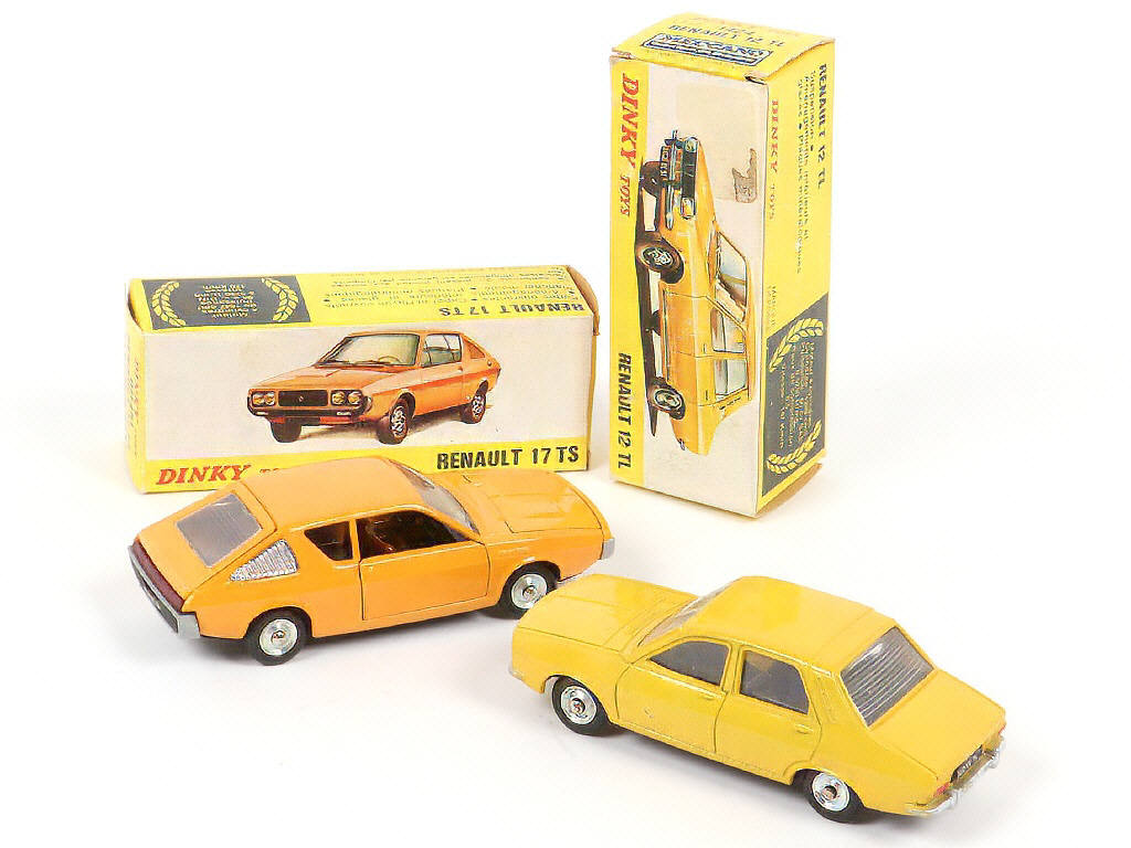 Lot 335 - DINKY TOYS (FRANCE) (2)