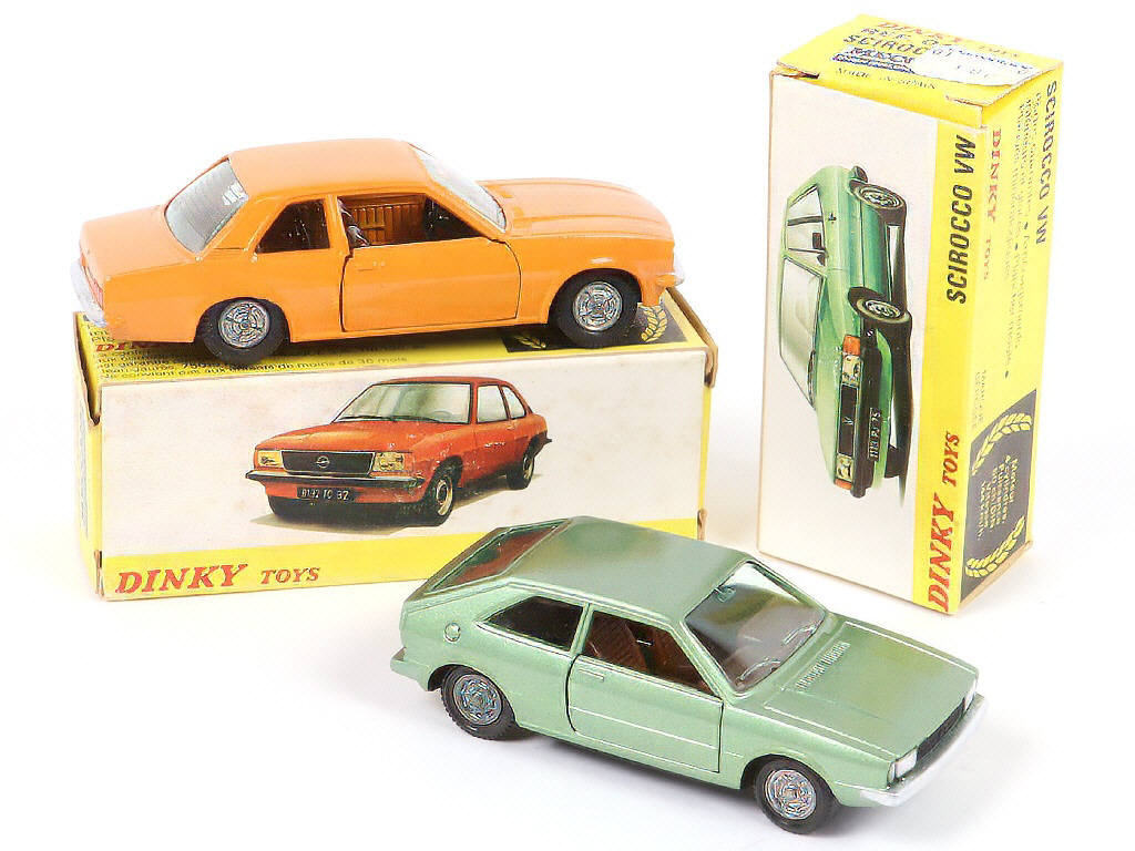 Lot 336 - DINKY TOYS (FRANCE) (2)