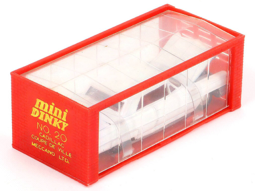 Lot 324 - DINKY TOYS (HONG KONG) (1)