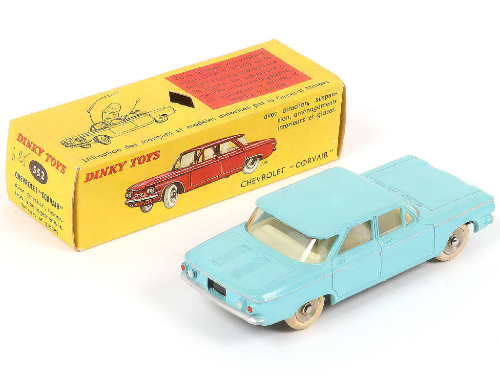 Lot 328 - DINKY TOYS (FRANCE) (1)