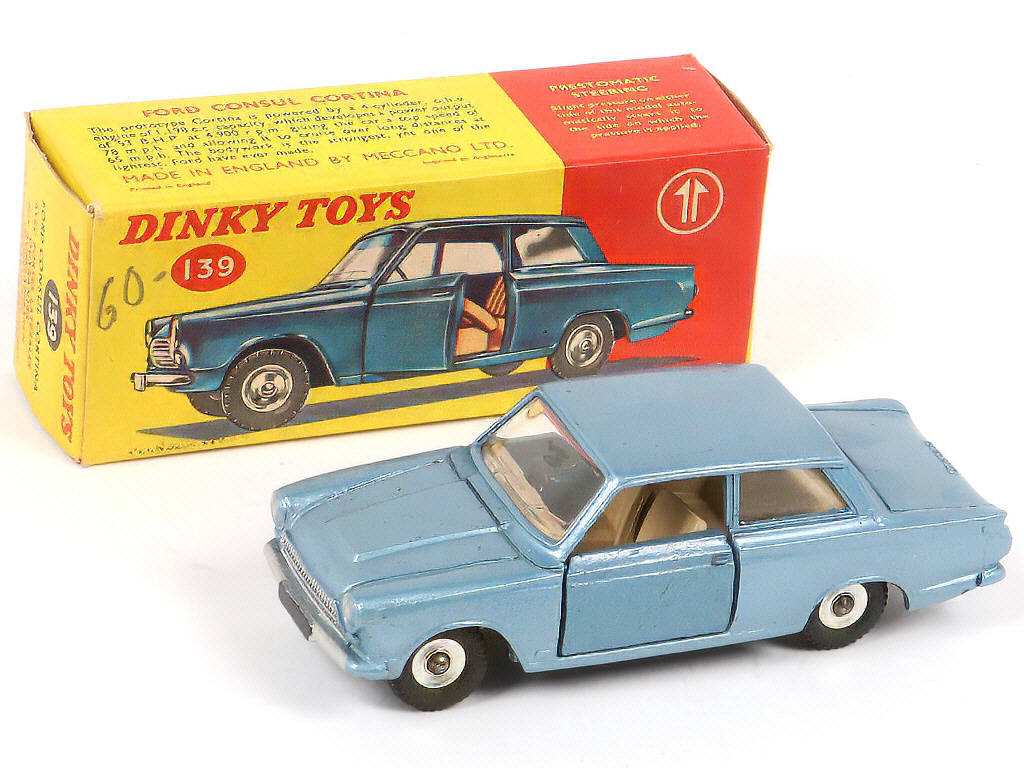 Lot 298 - DINKY TOYS (GB) (1)
