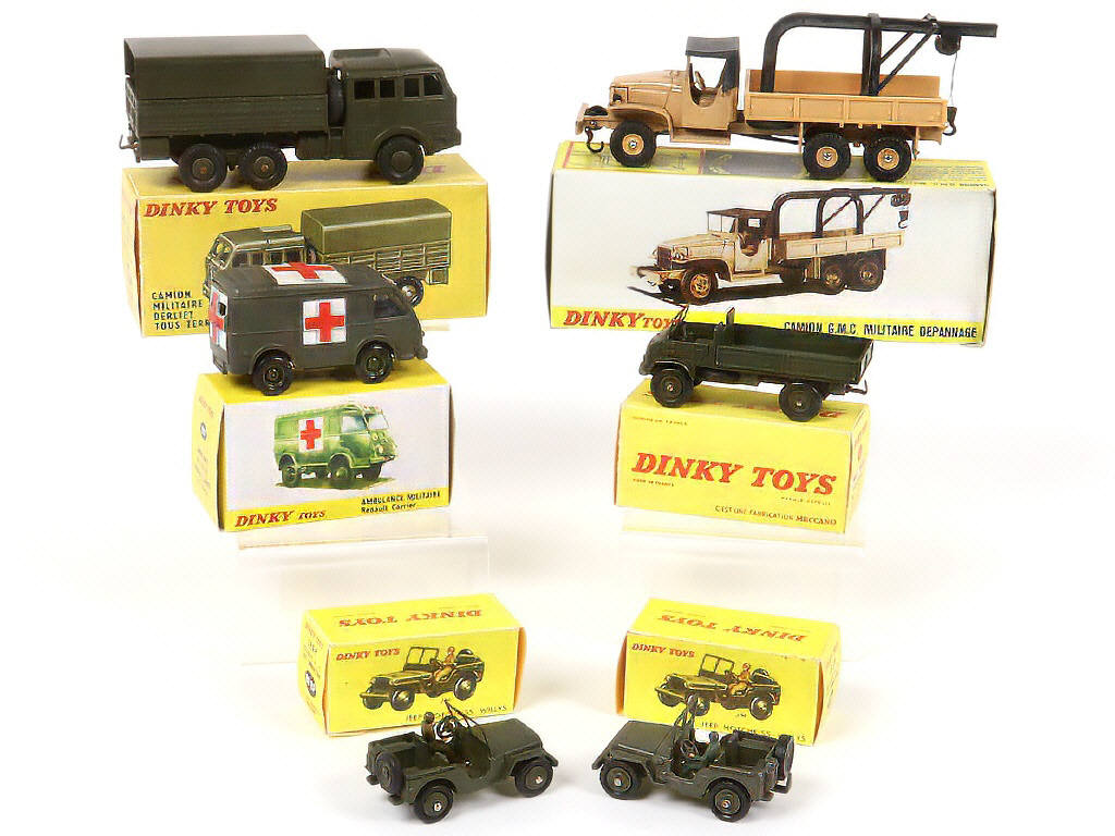 Lot 339 - DINKY TOYS (FRANCE) (6)