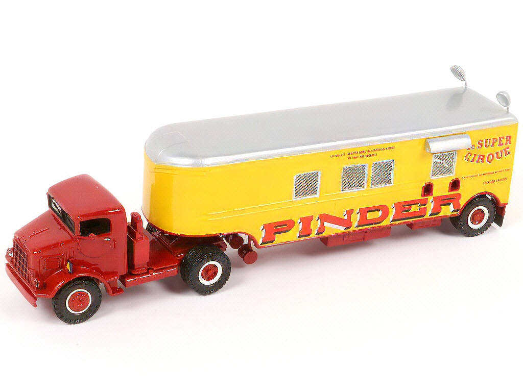 Lot 154 - CHAT C'EST CHOUETTE (FRANCE) (1)