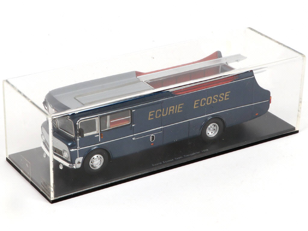 Lot 127 - SPARK (MACAU) (1)