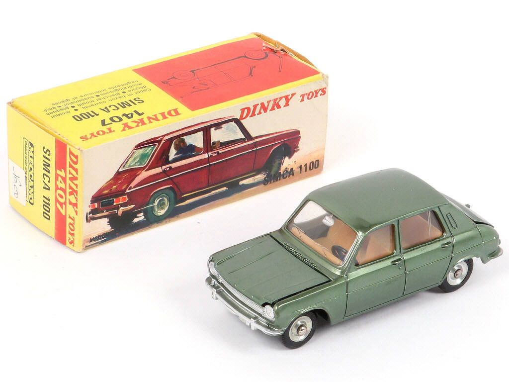 Lot 320 - DINKY TOYS (FRANCE) (1)