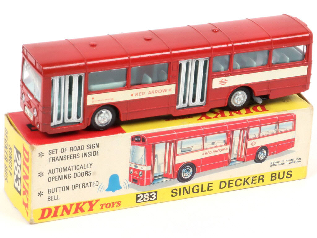 Lot 290 - DINKY TOYS (GB) (1)