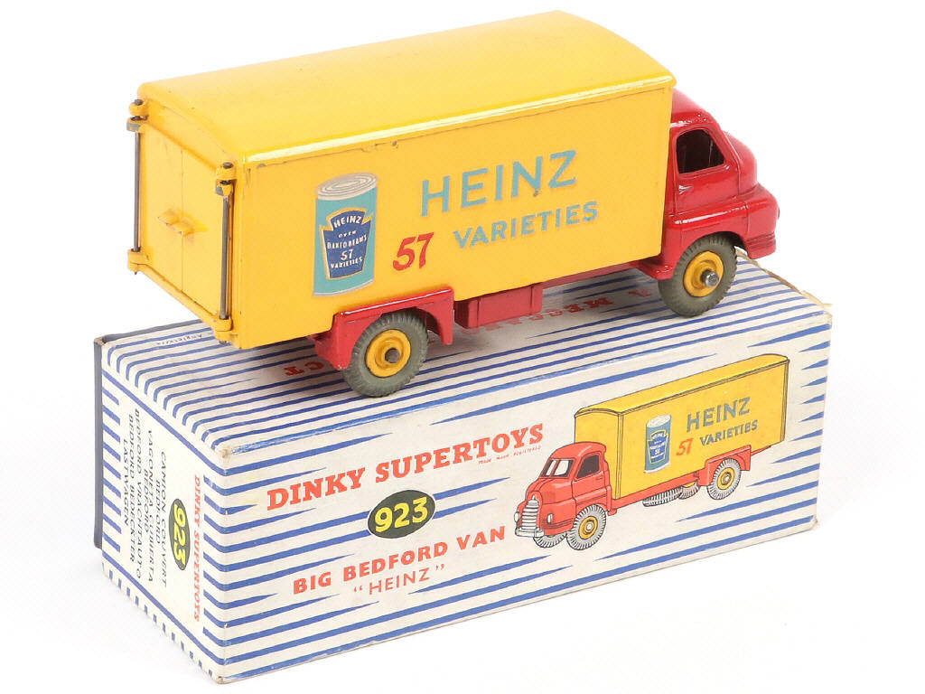 Lot 283 - DINKY TOYS (GB) (1)