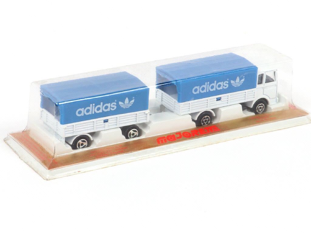 Lot 251 - MAJORETTE (FRANCE) (1)