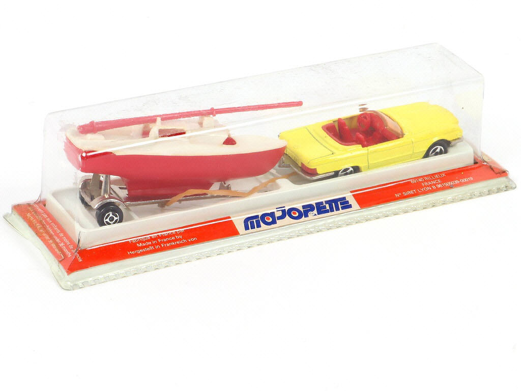 Lot 246 - MAJORETTE (FRANCE) (1)