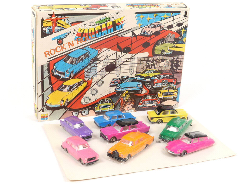 Lot 104 - KADEN (TCHEKOSLOVAQUIE) (1)