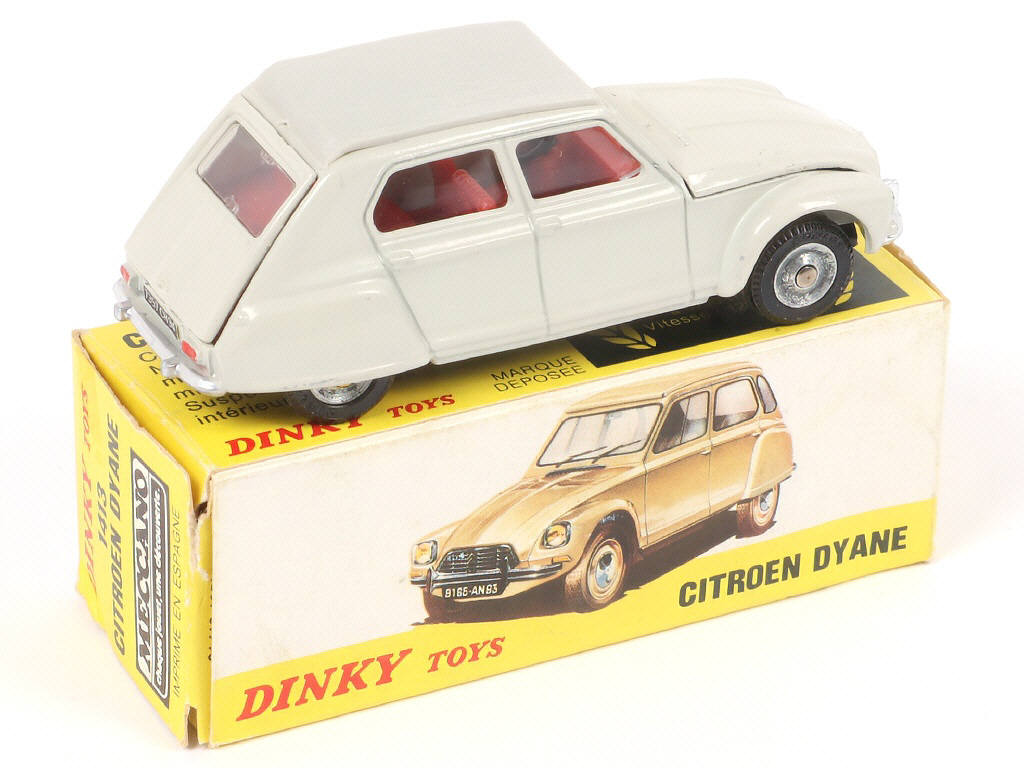 Lot 324 - DINKY TOYS (FRANCE) (1)