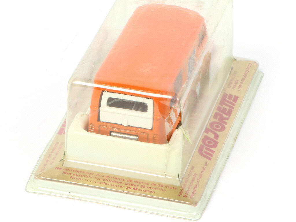 Lot 256 - MAJORETTE (FRANCE) (1)