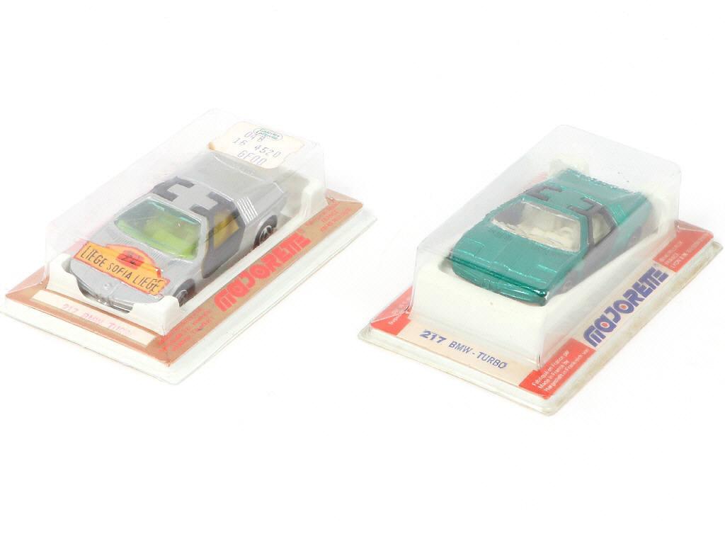 Lot 275 - MAJORETTE (FRANCE) (2)
