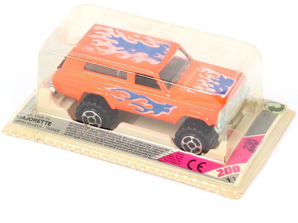 Lot 285 - MAJORETTE (FRANCE) (4)