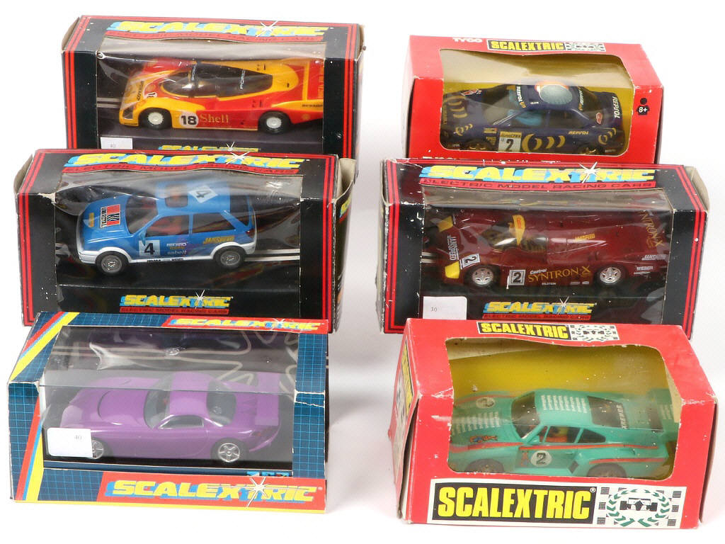 Lot 163 - SCALEXTRIC (GB) (6)