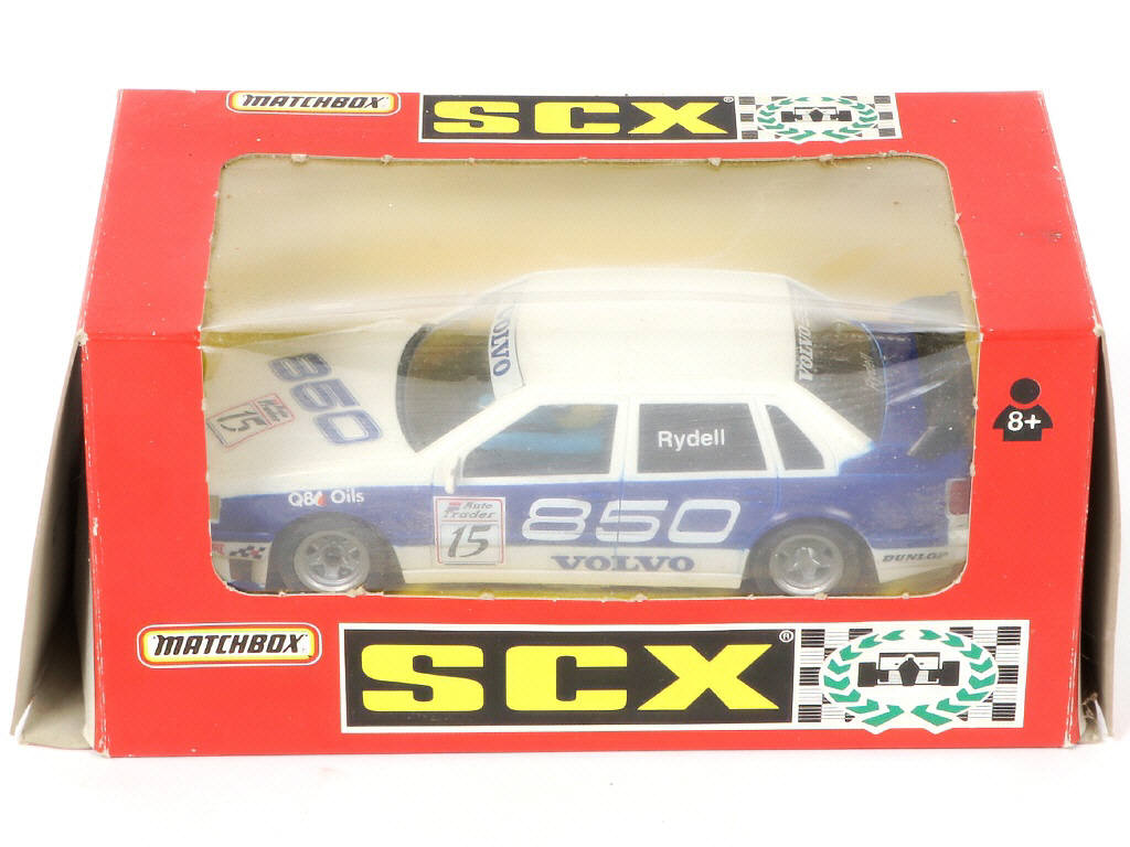 Lot 164 - SCALEXTRIC (GB) (6)