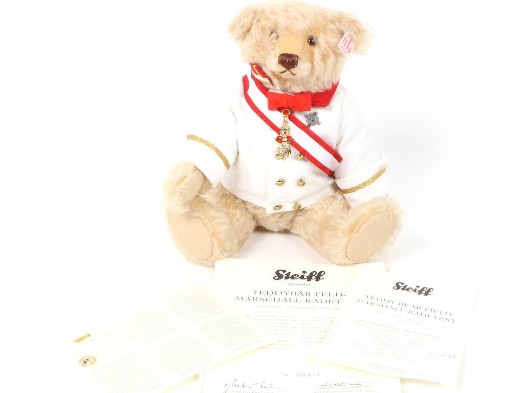Lot 5 - STEIFF (ALLEMAGNE) (4)