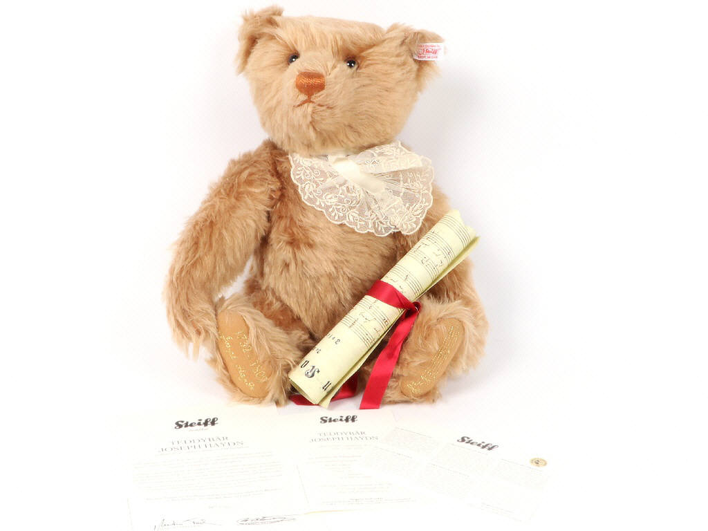 Lot 5 - STEIFF (ALLEMAGNE) (4)