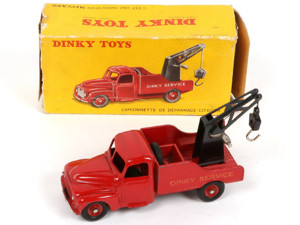 Lot 365 - DINKY TOYS (FRANCE) (4)
