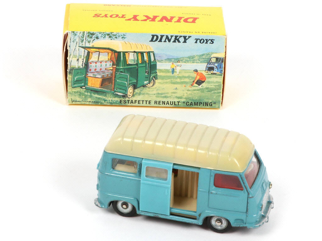 Lot 356 - DINKY TOYS (FRANCE) (1)