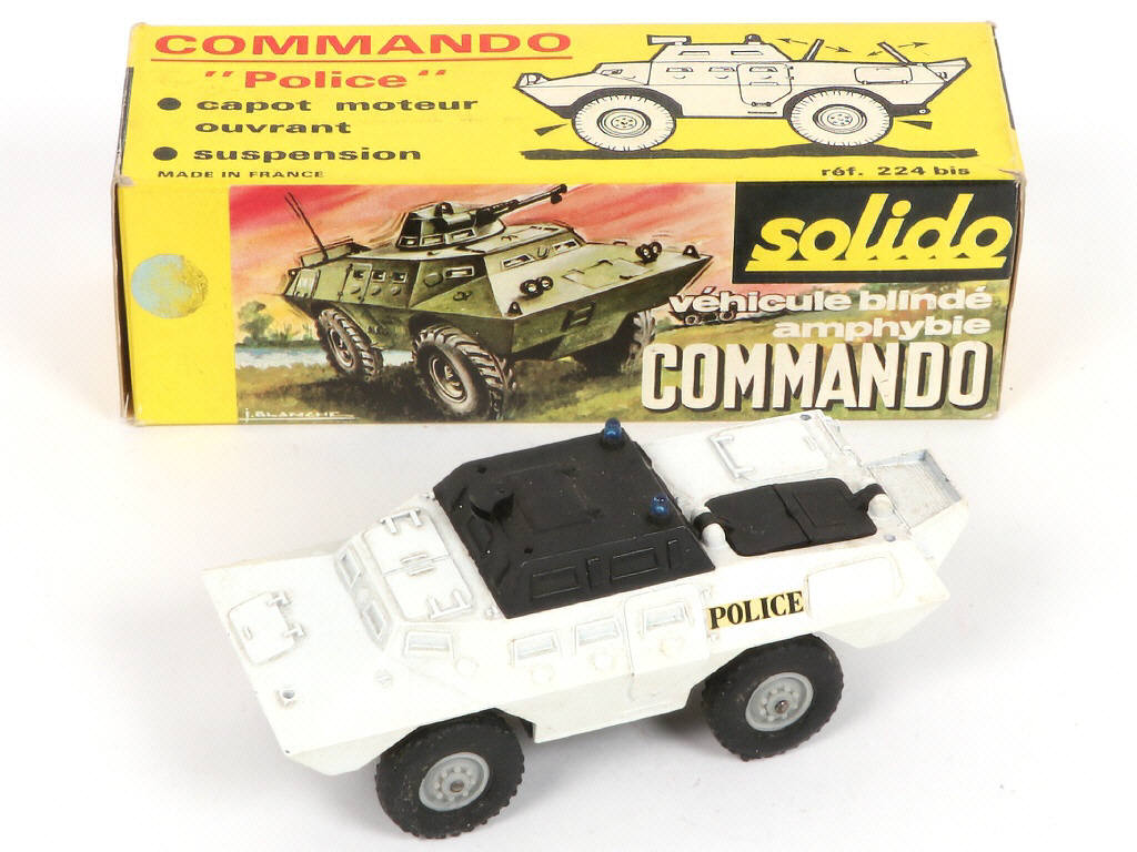 Lot 235 - SOLIDO (FRANCE) (3)