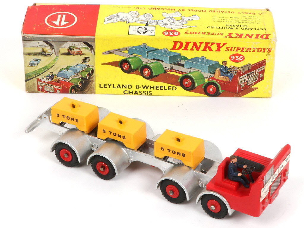 Lot 315 - DINKY TOYS (GB) (1)