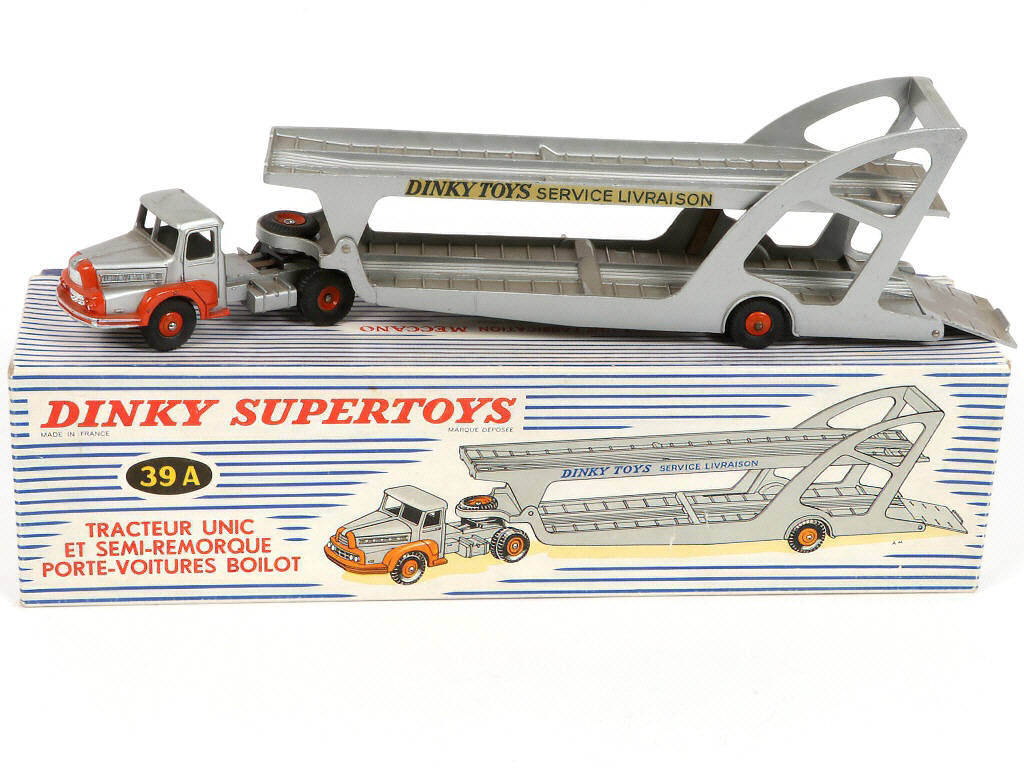 Lot 359 - DINKY TOYS (FRANCE) (1)