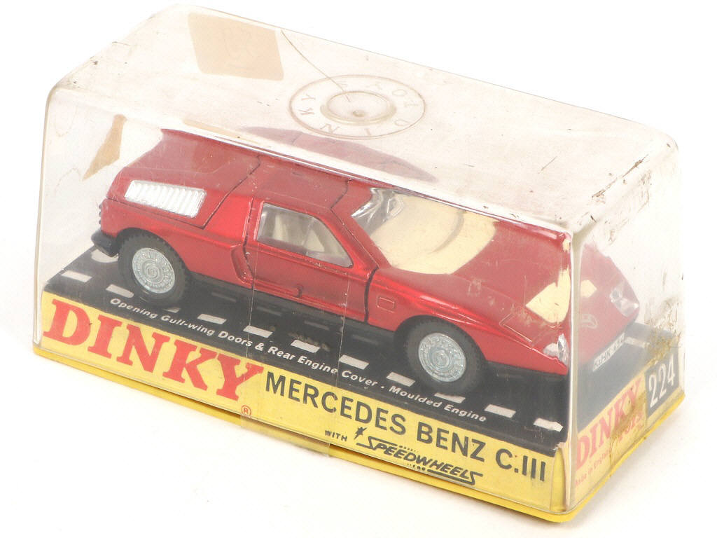 Lot 336 - DINKY TOYS (GB) (2)