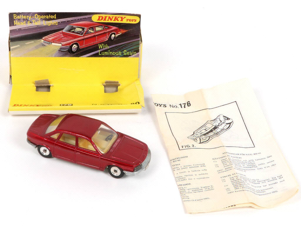 Lot 306 - DINKY TOYS (GB) (1)