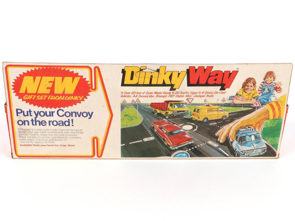 Lot 311 - DINKY TOYS (GB) (1)