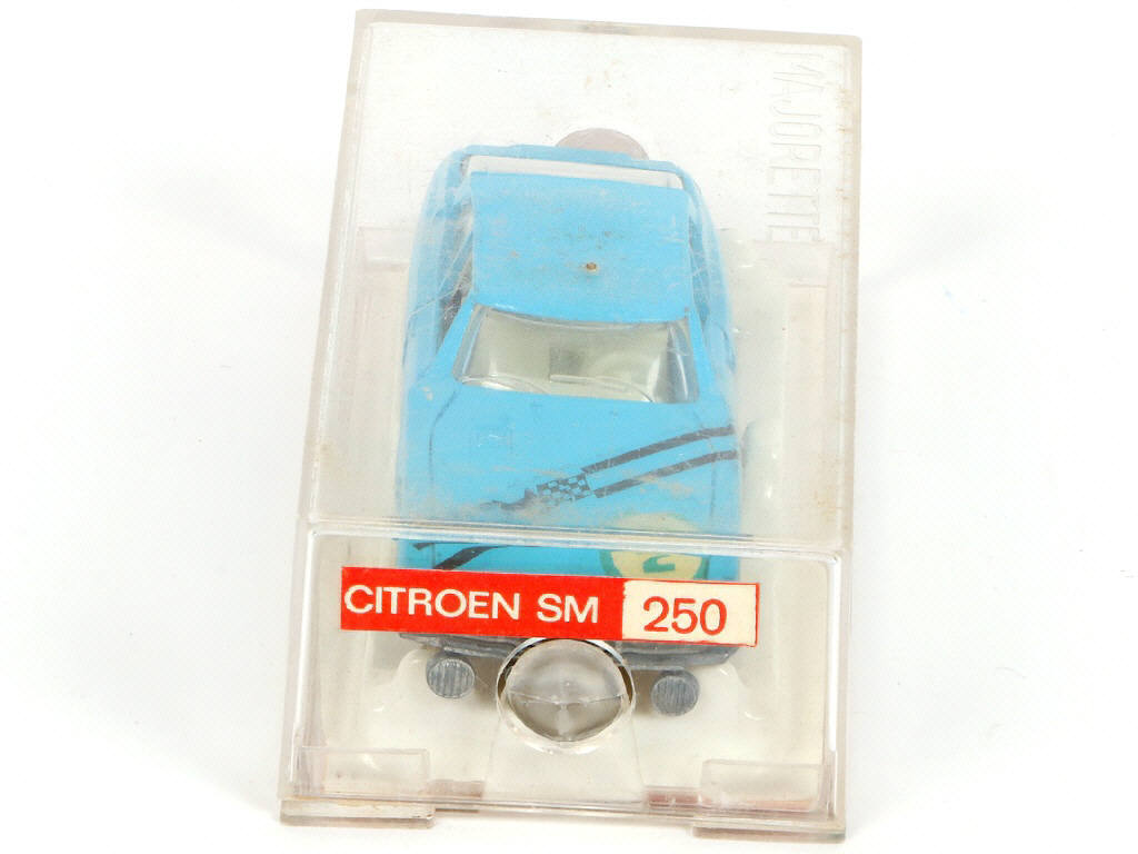 Lot 253 - MAJORETTE (FRANCE) (1)