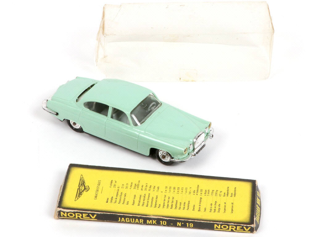Lot 208 - NOREV (FRANCE) (2)