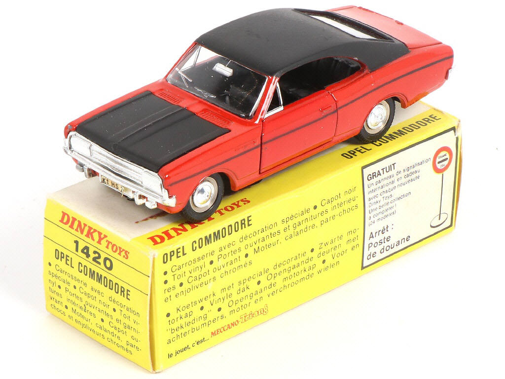 Lot 226 - DINKY TOYS (FRANCE) (1)