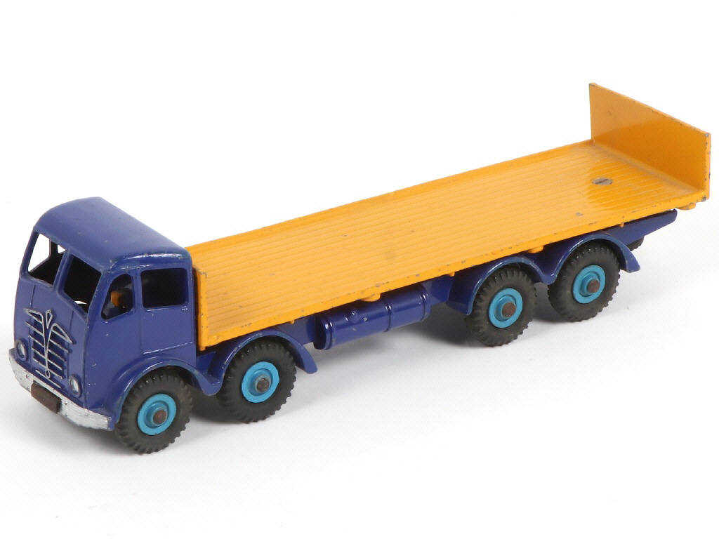 Lot 186 - DINKY TOYS (GB) (1)