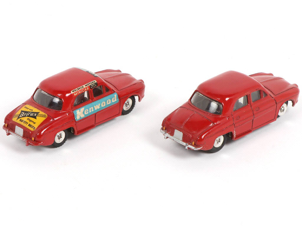 Lot 187 - DINKY TOYS (GB) (2)