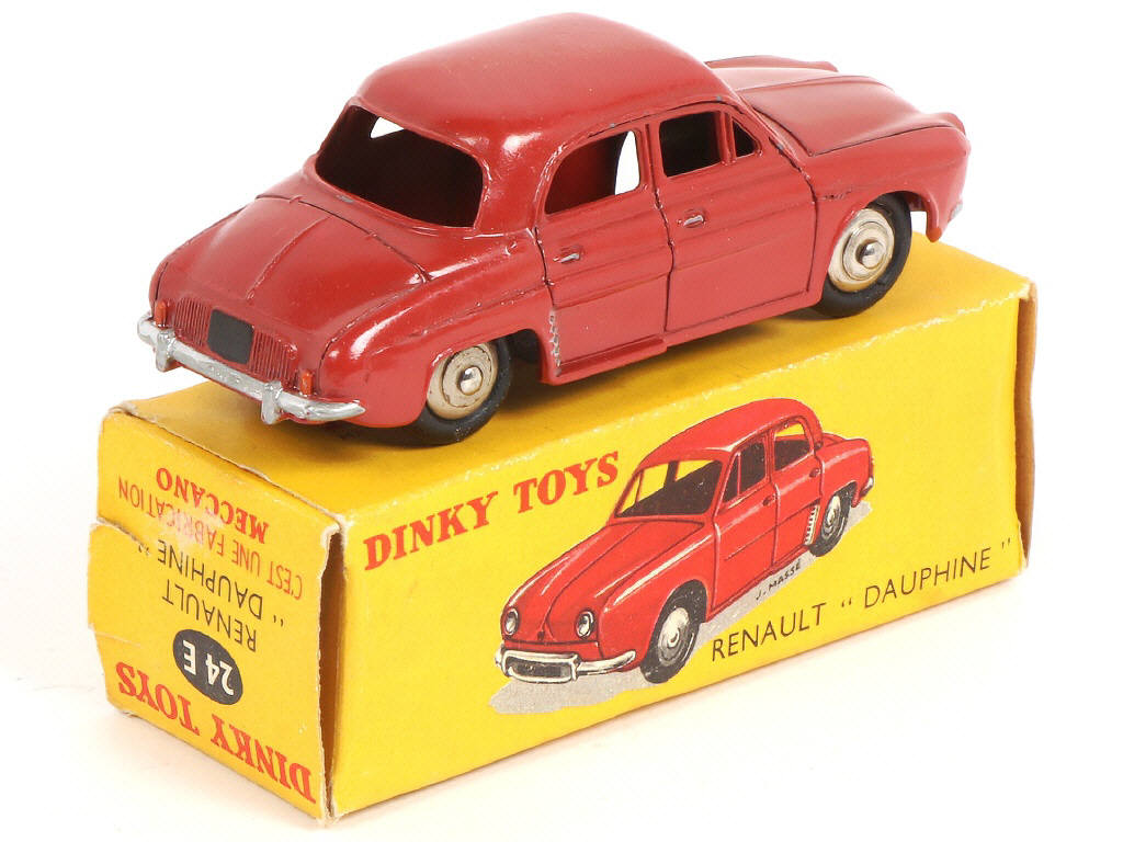 Lot 214 - DINKY TOYS (FRANCE) (1)