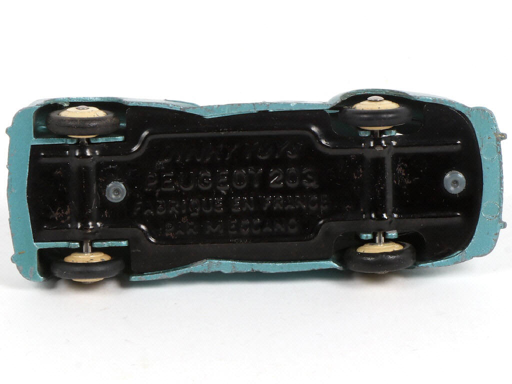 Lot 210 - DINKY TOYS (FRANCE) (1)