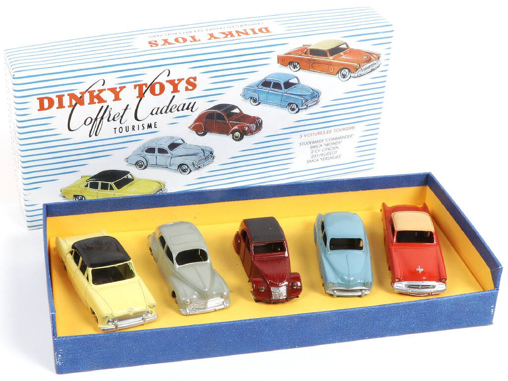 Lot 206 - DINKY TOYS (FRANCE) (5)