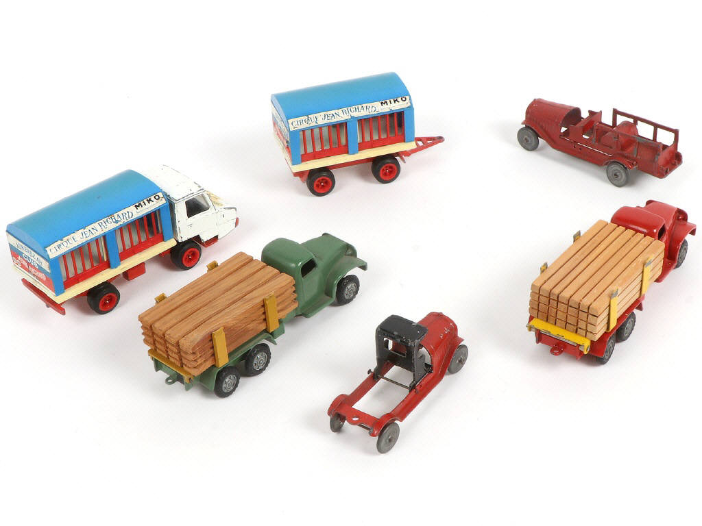 Lot 126 - FRANCE JOUETS (FRANCE) (6)