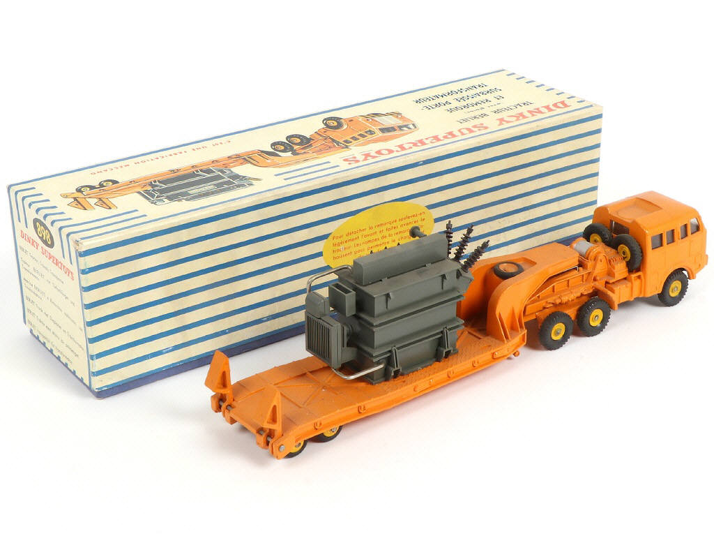 Lot 486 - DINKY TOYS (FRANCE) (1)