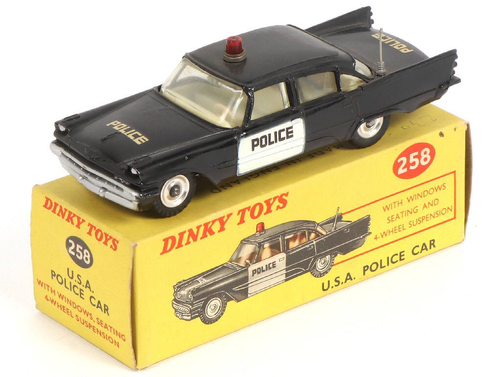 Lot 275 - DINKY TOYS (GB) (1)