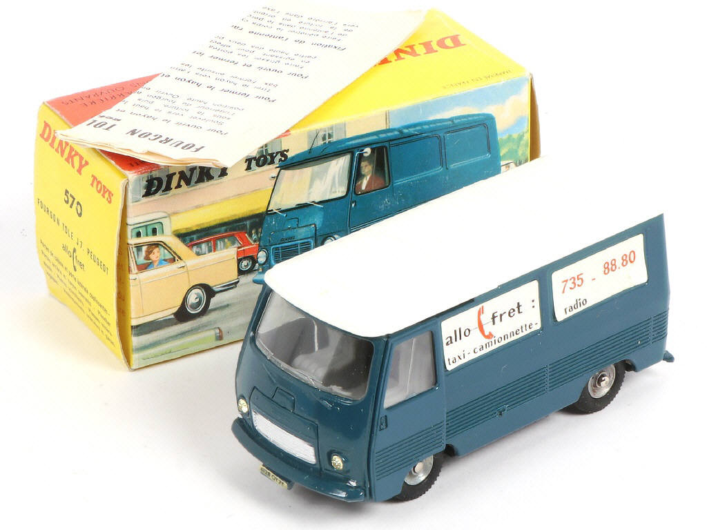 Lot 464 - DINKY TOYS (FRANCE) (1)