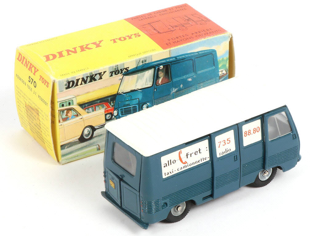 Lot 464 - DINKY TOYS (FRANCE) (1)