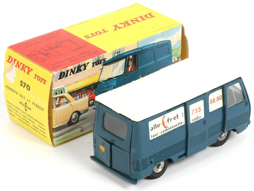 Lot 462 - DINKY TOYS (FRANCE) (1)