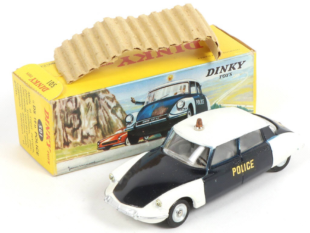 Lot 386 - DINKY TOYS (FRANCE) (1)