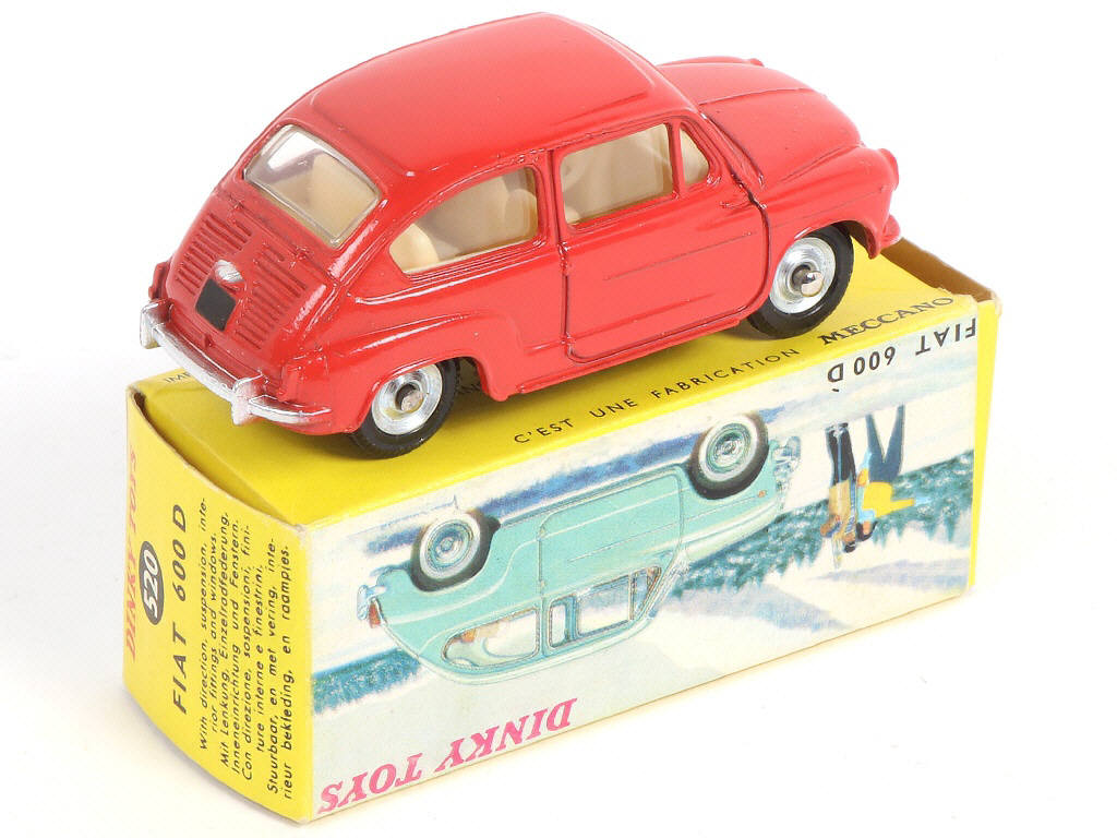 Lot 437 - DINKY TOYS (FRANCE) (1)