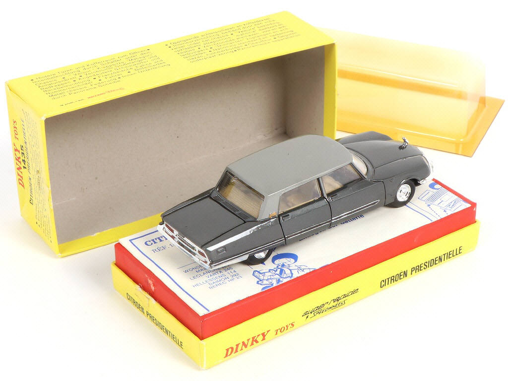 Lot 396 - DINKY TOYS (FRANCE) (1)