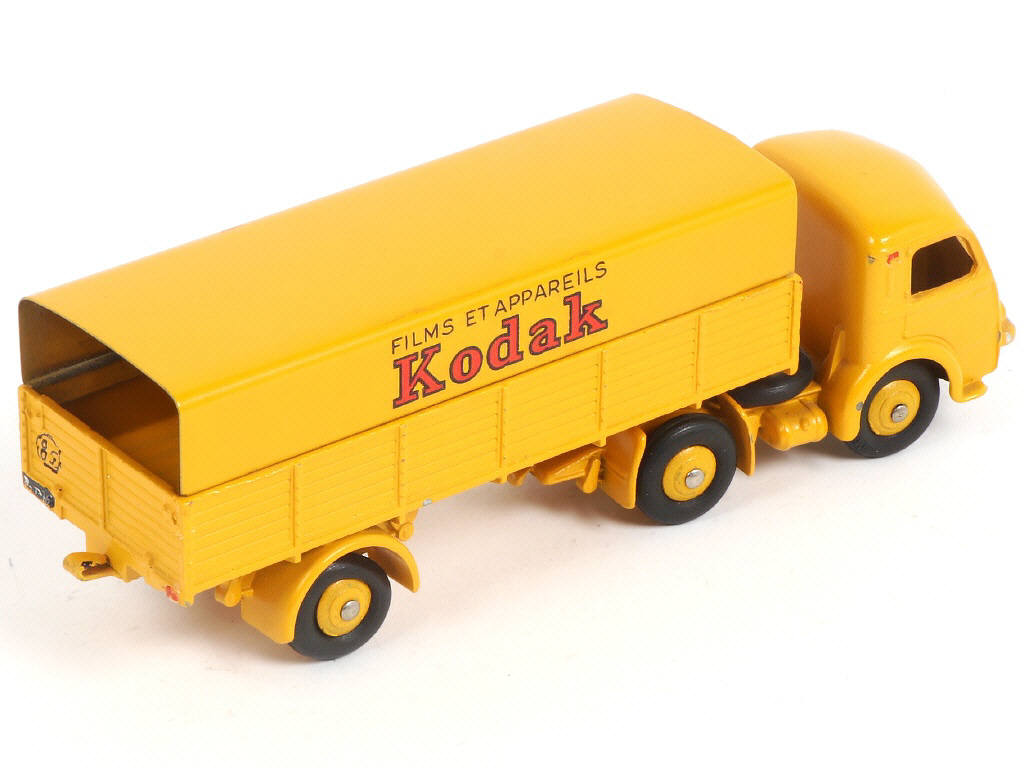 Lot 450 - DINKY TOYS (FRANCE) (1)